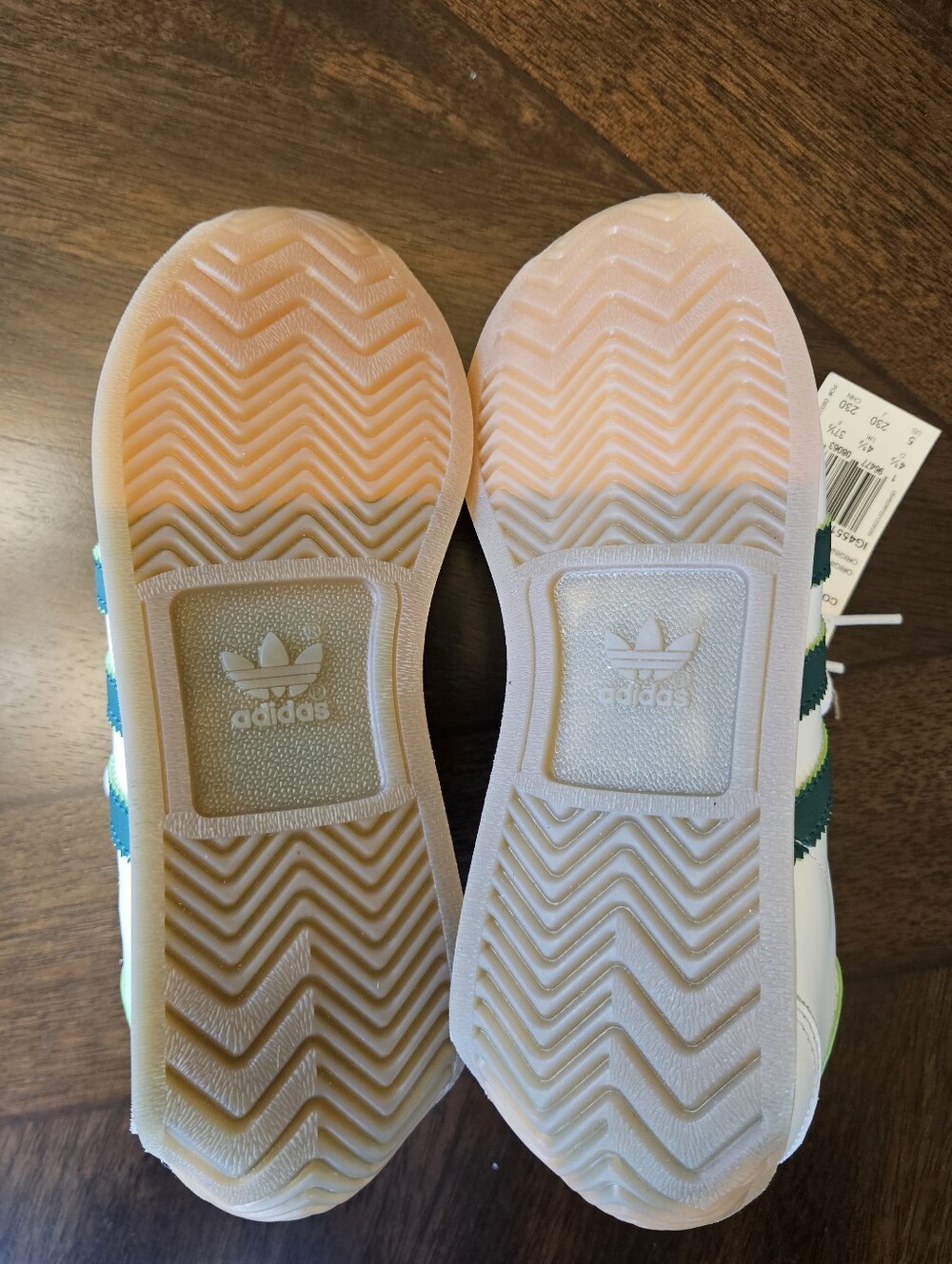 Adidas Country II Sneakers - Picture 9 of 11